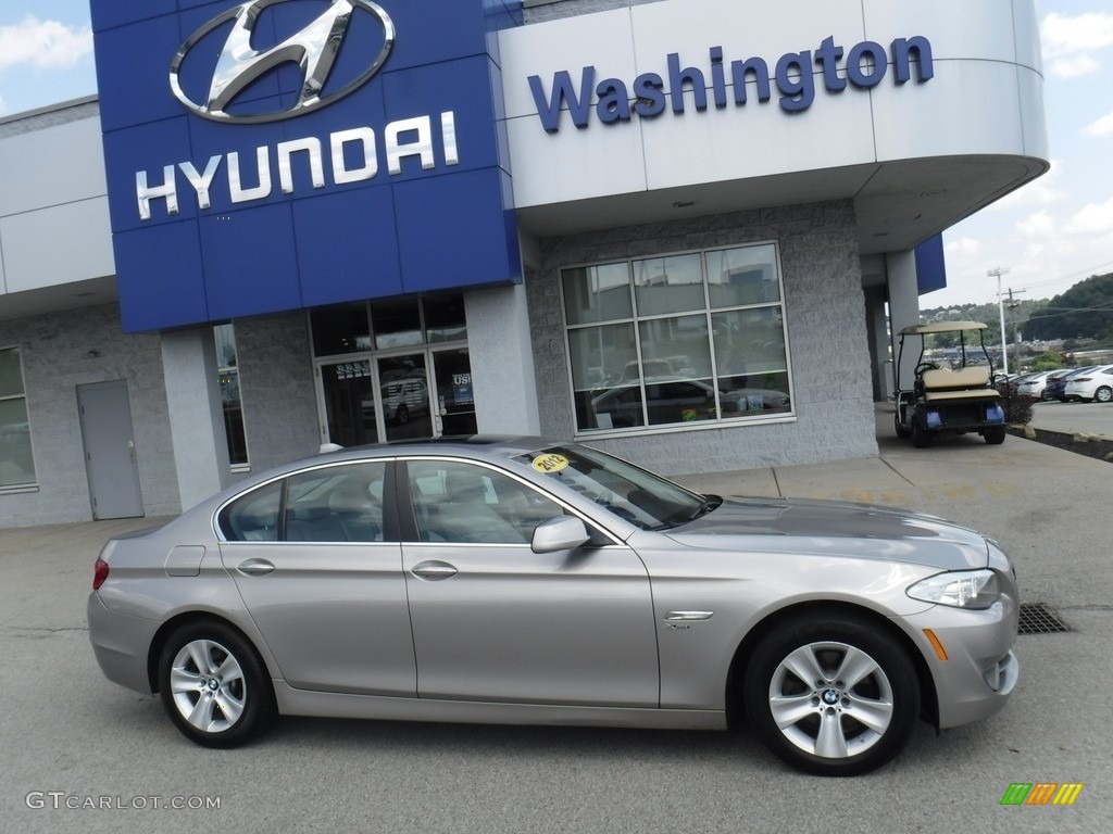 2012 5 Series 528i xDrive Sedan - Cashmere Silver Metallic / Venetian Beige photo #2