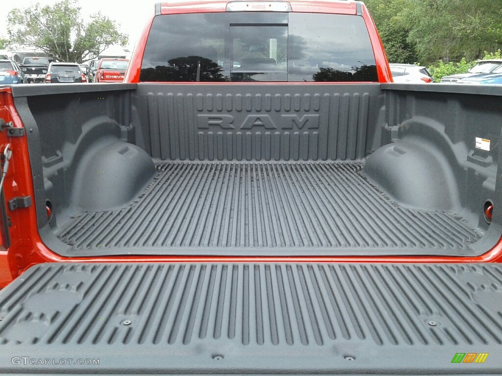 2019 1500 Big Horn Crew Cab - Flame Red / Black/Diesel Gray photo #19