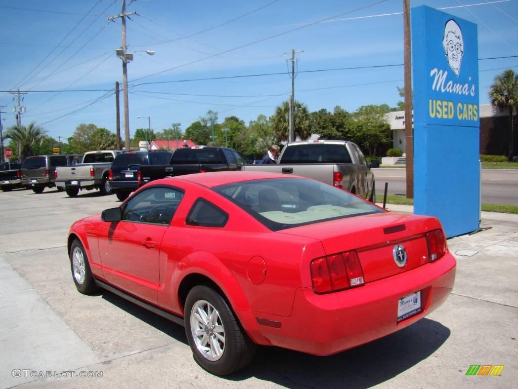 2007 Mustang V6 Deluxe Coupe - Torch Red / Medium Parchment photo #2