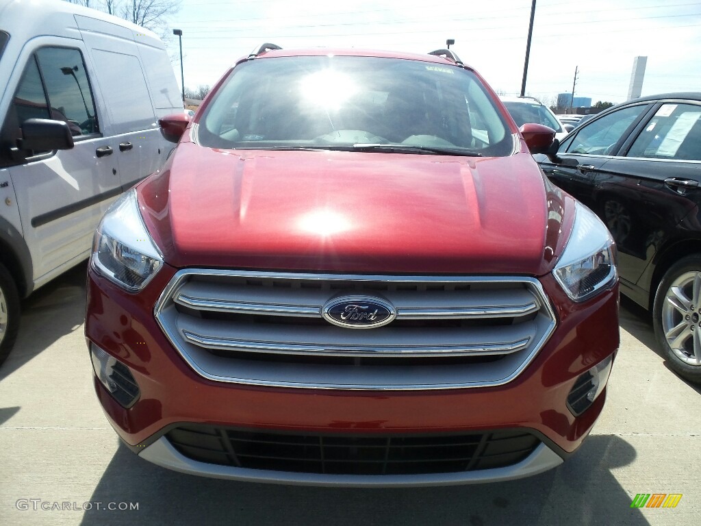 2018 Escape SE 4WD - Ruby Red / Charcoal Black photo #2