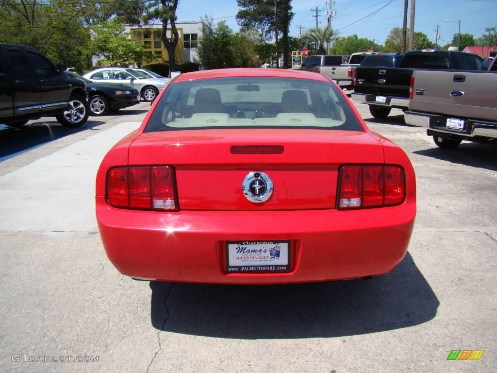 2007 Mustang V6 Deluxe Coupe - Torch Red / Medium Parchment photo #4