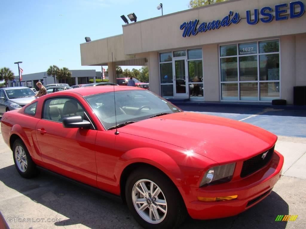 2007 Mustang V6 Deluxe Coupe - Torch Red / Medium Parchment photo #6