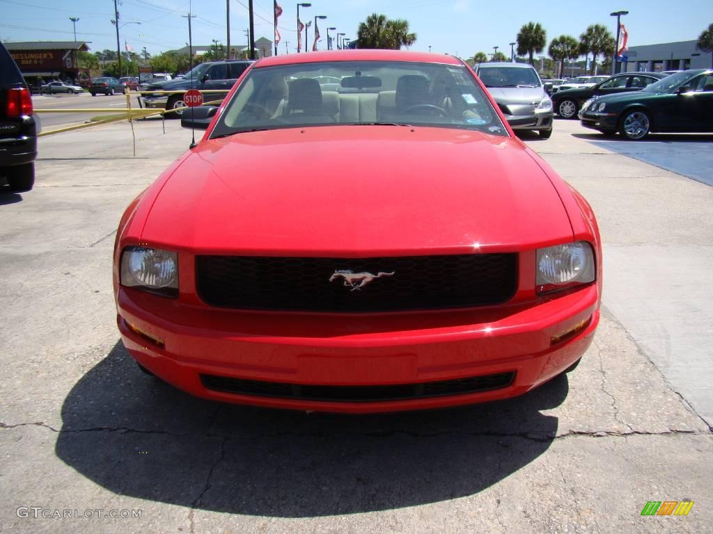 2007 Mustang V6 Deluxe Coupe - Torch Red / Medium Parchment photo #7