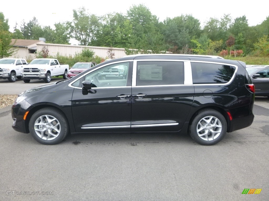 Brilliant Black Crystal Pearl 2019 Chrysler Pacifica Touring L Plus Exterior Photo #129119678