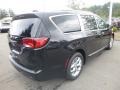2019 Brilliant Black Crystal Pearl Chrysler Pacifica Touring L Plus  photo #5