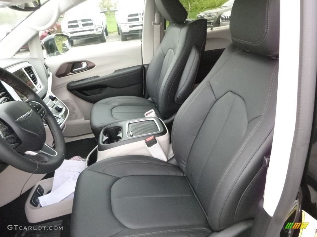 2019 Chrysler Pacifica Touring L Plus Front Seat Photo #129119972