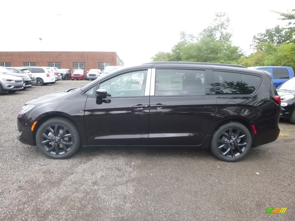 Dark Cordovan Pearl 2019 Chrysler Pacifica Touring L Plus Exterior Photo #129120158