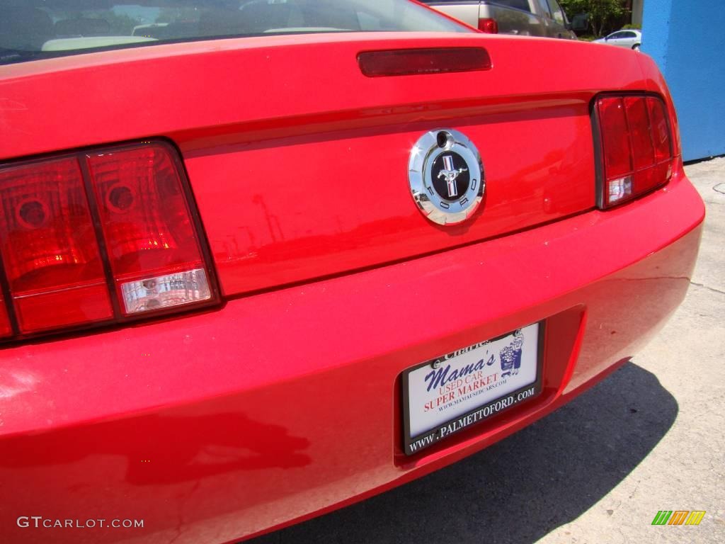 2007 Mustang V6 Deluxe Coupe - Torch Red / Medium Parchment photo #22
