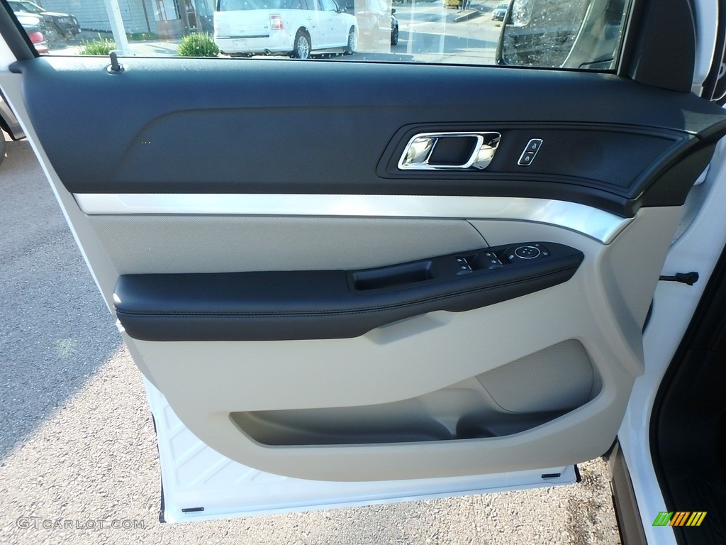 2018 Explorer 4WD - Oxford White / Medium Stone photo #14