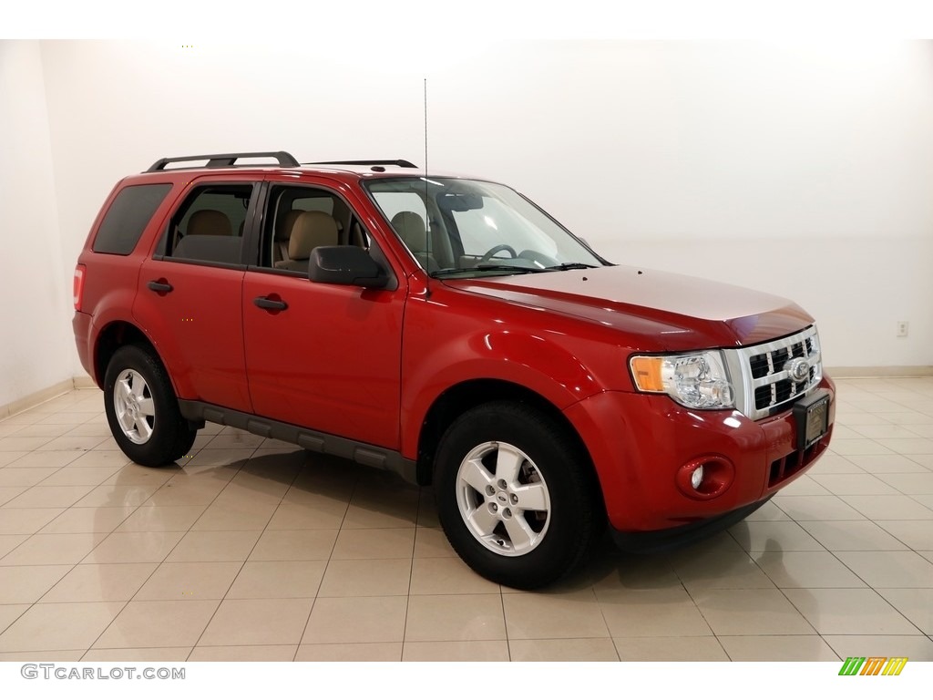 2010 Escape XLT - Sangria Red Metallic / Camel photo #1