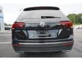 Deep Black Pearl - Tiguan S Photo No. 10