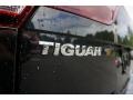 Deep Black Pearl - Tiguan S Photo No. 17