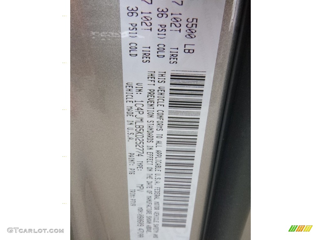 2019 Cherokee Latitude Plus 4x4 - Light Brownstone Pearl / Black photo #15