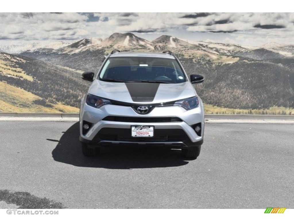 2018 RAV4 XLE AWD - Silver Sky Metallic / Black photo #2