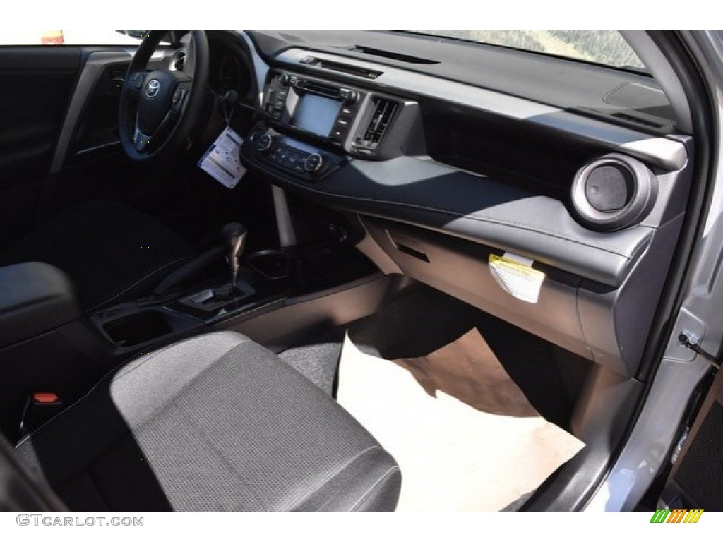 2018 RAV4 XLE AWD - Silver Sky Metallic / Black photo #11