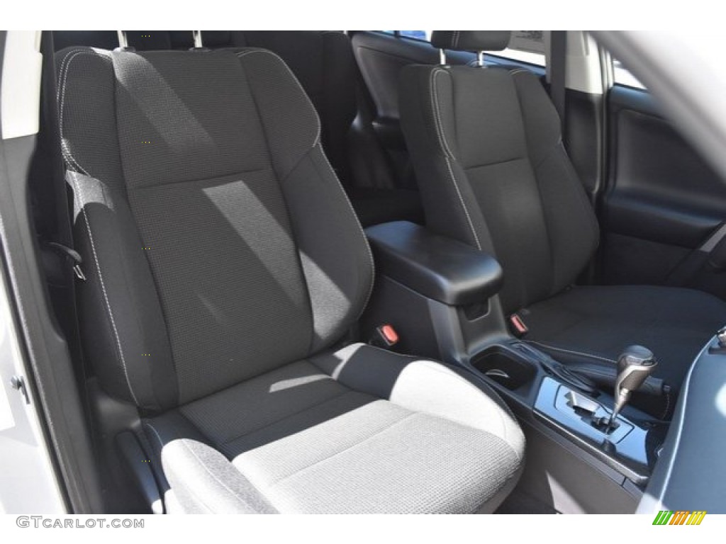 2018 RAV4 XLE AWD - Silver Sky Metallic / Black photo #13