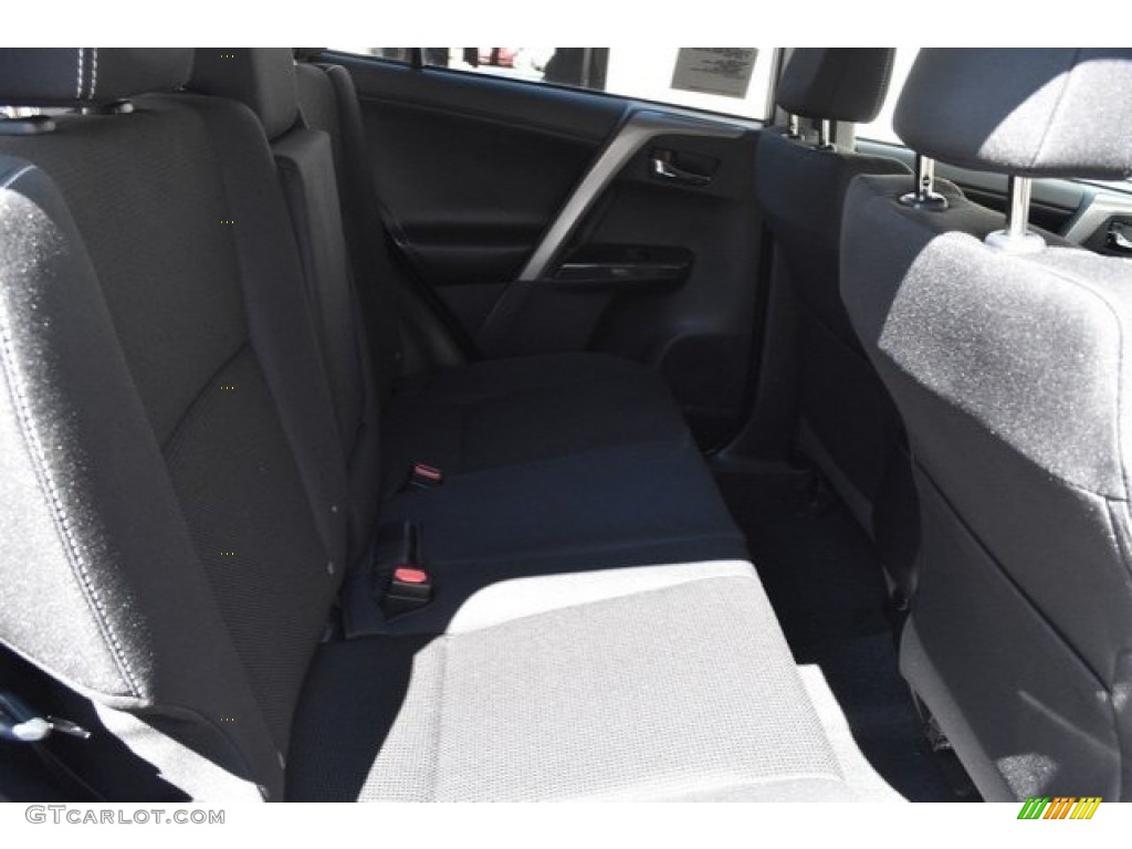 2018 RAV4 XLE AWD - Silver Sky Metallic / Black photo #18