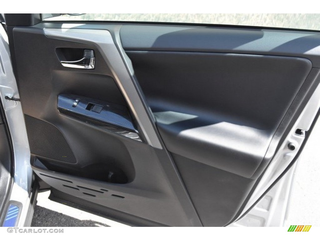 2018 RAV4 XLE AWD - Silver Sky Metallic / Black photo #22