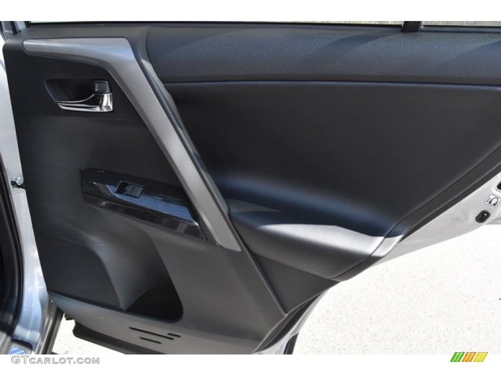 2018 RAV4 XLE AWD - Silver Sky Metallic / Black photo #23