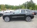 Diamond Black Crystal Pearl - Grand Cherokee Overland 4x4 Photo No. 2