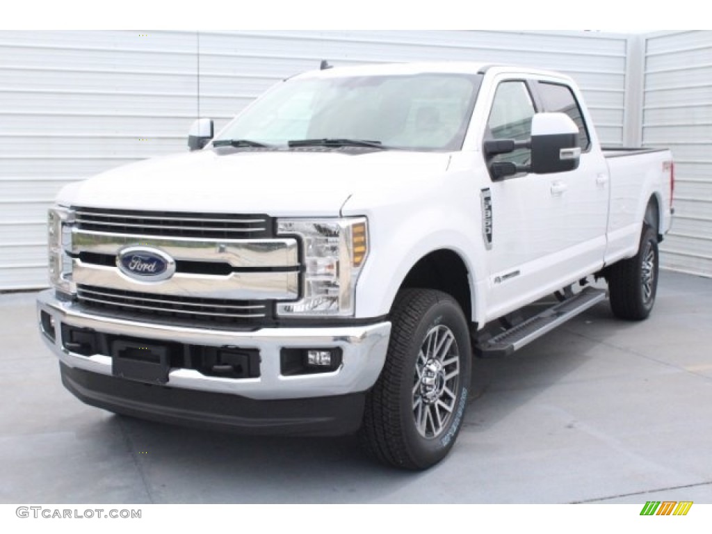 Oxford White 2019 Ford F350 Super Duty Lariat Crew Cab 4x4 Exterior Photo #129136010