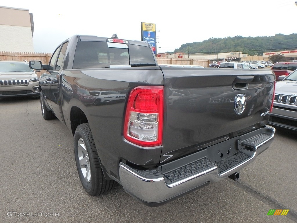 2019 1500 Tradesman Quad Cab 4x4 - Granite Crystal Metallic / Black photo #3