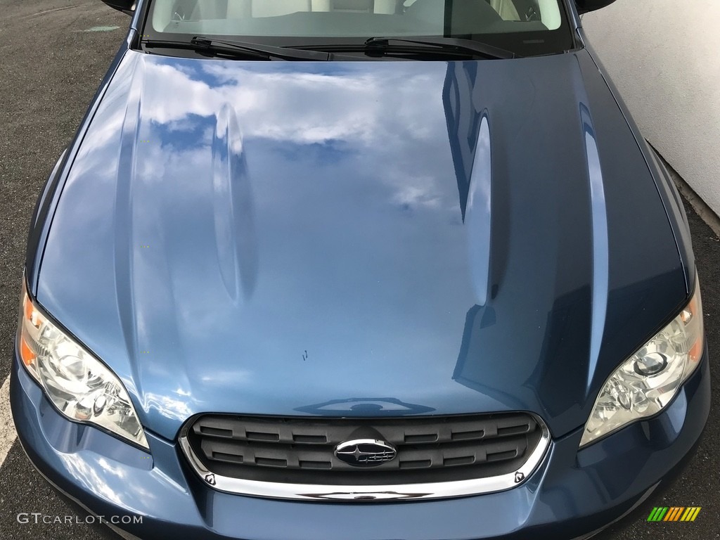 2007 Outback 2.5i Wagon - Newport Blue Pearl / Warm Ivory Tweed photo #38