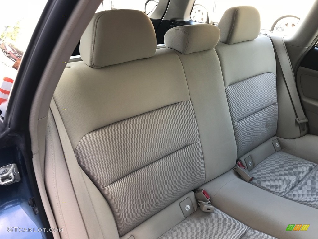 2007 Outback 2.5i Wagon - Newport Blue Pearl / Warm Ivory Tweed photo #55