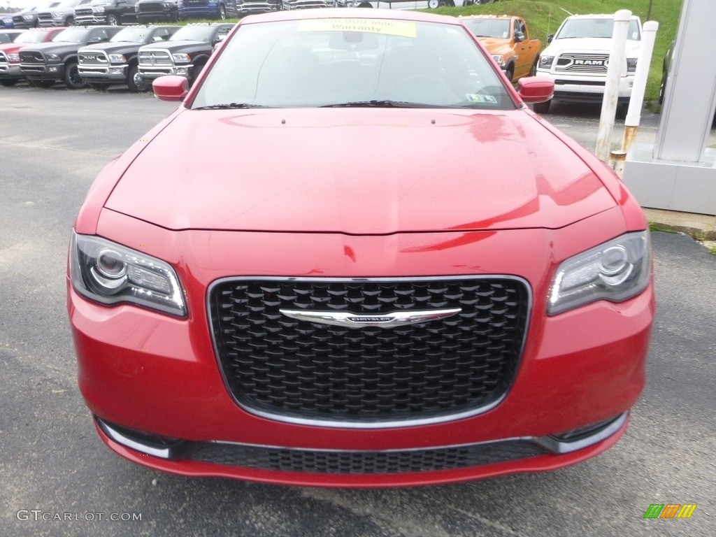 2016 300 S AWD - Redline Red Tri-Coat Pearl / Black photo #7