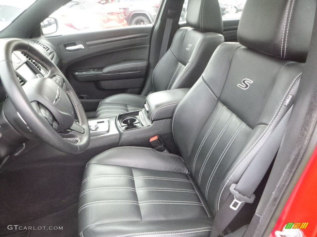 2016 300 S AWD - Redline Red Tri-Coat Pearl / Black photo #15