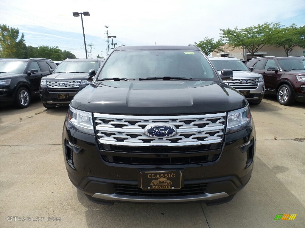 2018 Explorer XLT 4WD - Shadow Black / Ebony Black photo #2