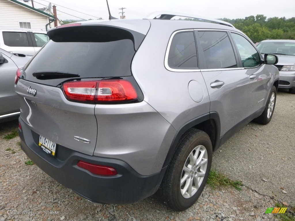 2018 Cherokee Latitude Plus 4x4 - Billet Silver Metallic / Black photo #4