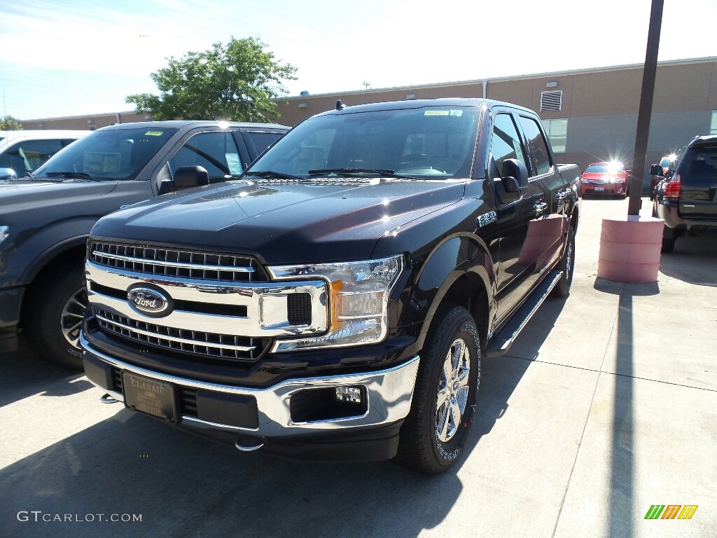 2018 F150 XLT SuperCrew 4x4 - Magma Red / Earth Gray photo #1