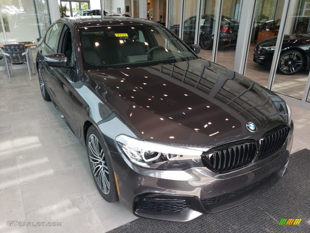 2018 5 Series 540i xDrive Sedan - Dark Graphite Metallic / Black photo #1