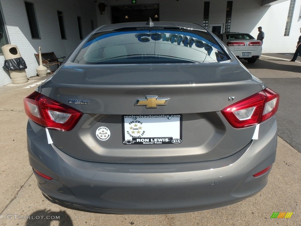 2019 Cruze LT - Pepperdust Metallic / Black photo #3