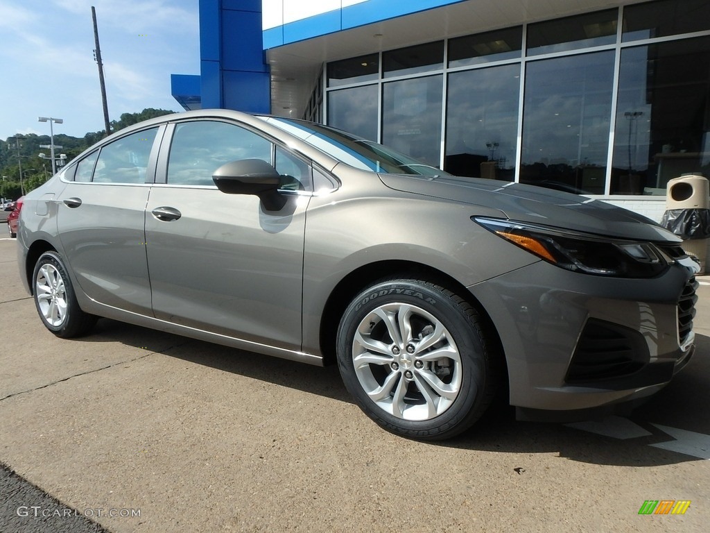 2019 Cruze LT - Pepperdust Metallic / Black photo #8