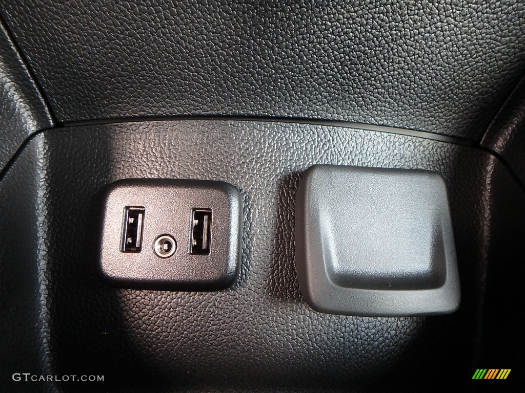 2019 Cruze LT - Pepperdust Metallic / Black photo #19