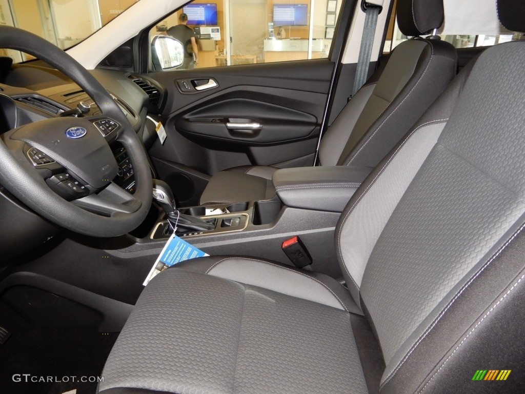 2018 Escape SE 4WD - Ingot Silver / Charcoal Black photo #7