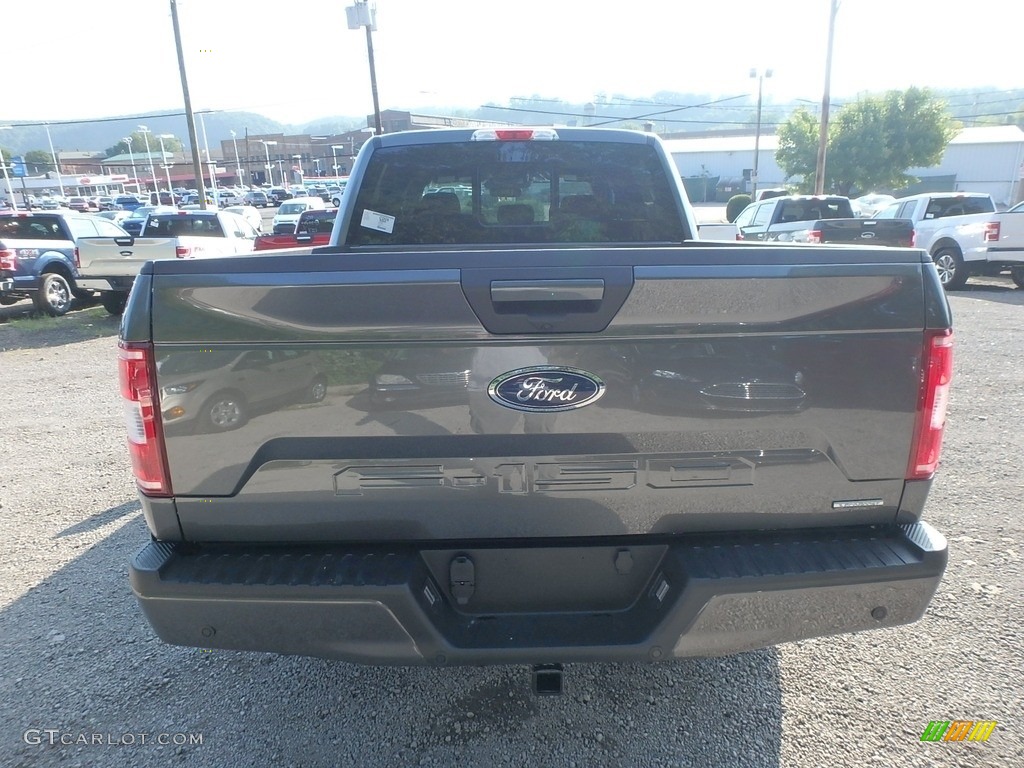 2018 F150 XLT SuperCrew 4x4 - Magnetic / Special Edition Black/Red photo #3
