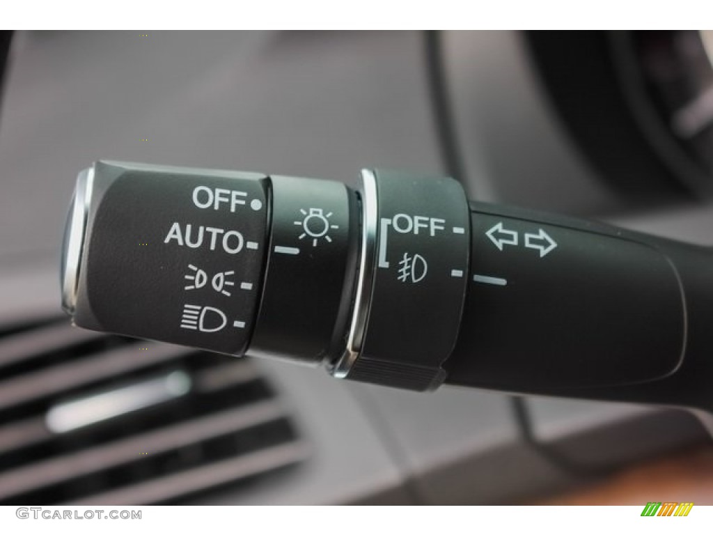 2018 Acura MDX Advance SH-AWD Controls Photo #129170234