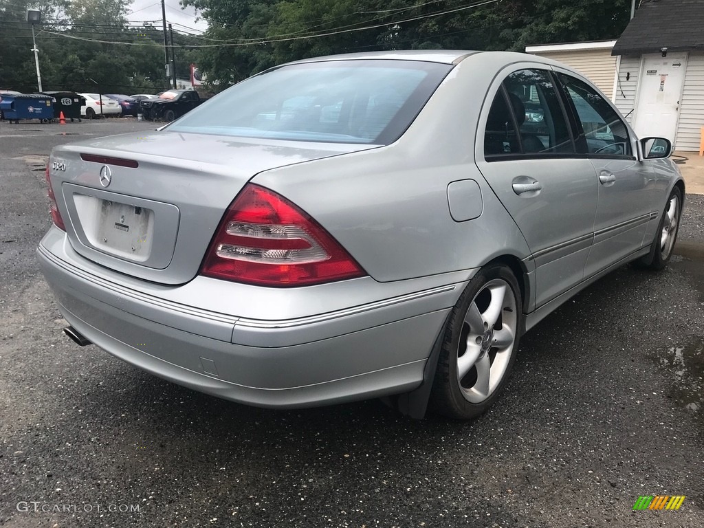 2004 C 320 Sedan - Brilliant Silver Metallic / Charcoal photo #5