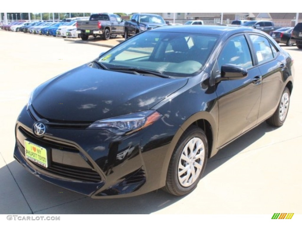 2019 Corolla LE - Black Sand Pearl / Black photo #3