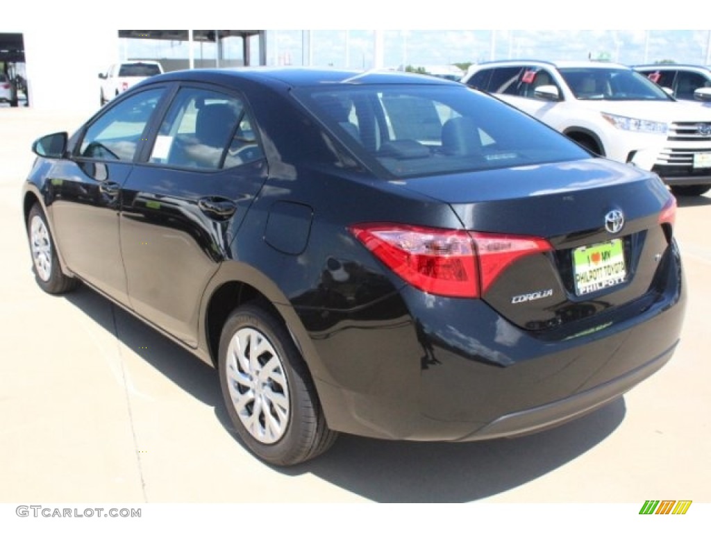 2019 Corolla LE - Black Sand Pearl / Black photo #6