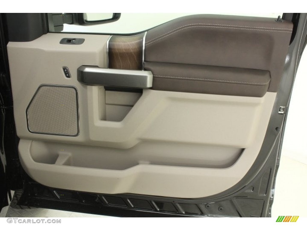 2019 Ford F250 Super Duty Limited Crew Cab 4x4 Camelback Door Panel Photo #129174650