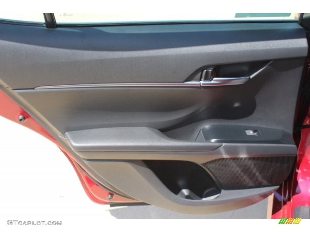 2018 Camry LE - Ruby Flare Pearl / Black photo #22