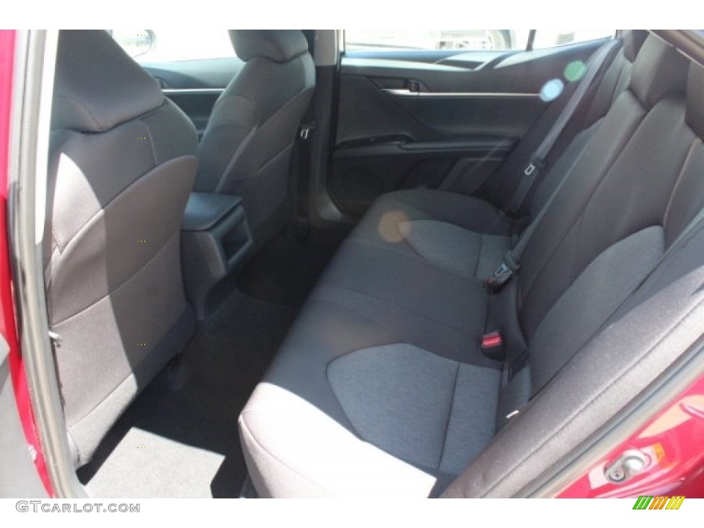 2018 Camry LE - Ruby Flare Pearl / Black photo #23