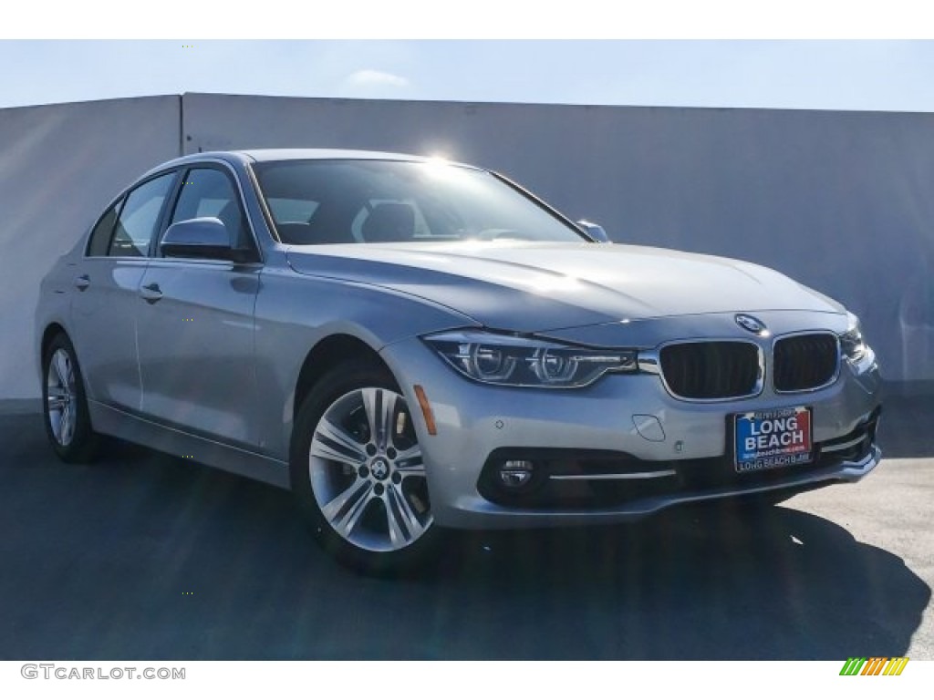 2018 3 Series 330i Sedan - Glacier Silver Metallic / Black photo #12