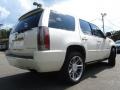 White Diamond Tricoat - Escalade Premium AWD Photo No. 10