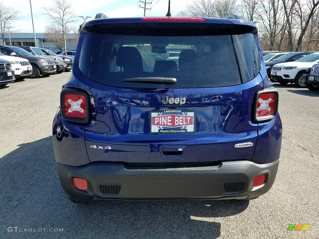 2018 Renegade Latitude 4x4 - Jetset Blue / Black photo #5