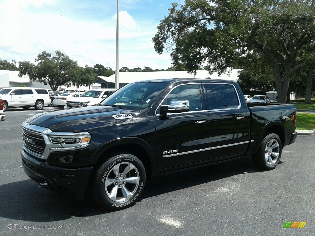 2019 1500 Limited Crew Cab 4x4 - Diamond Black Crystal Pearl / Black photo #1